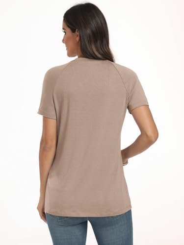 Trendy Knit Blouse: Stylish Casual Tee for All Seasons